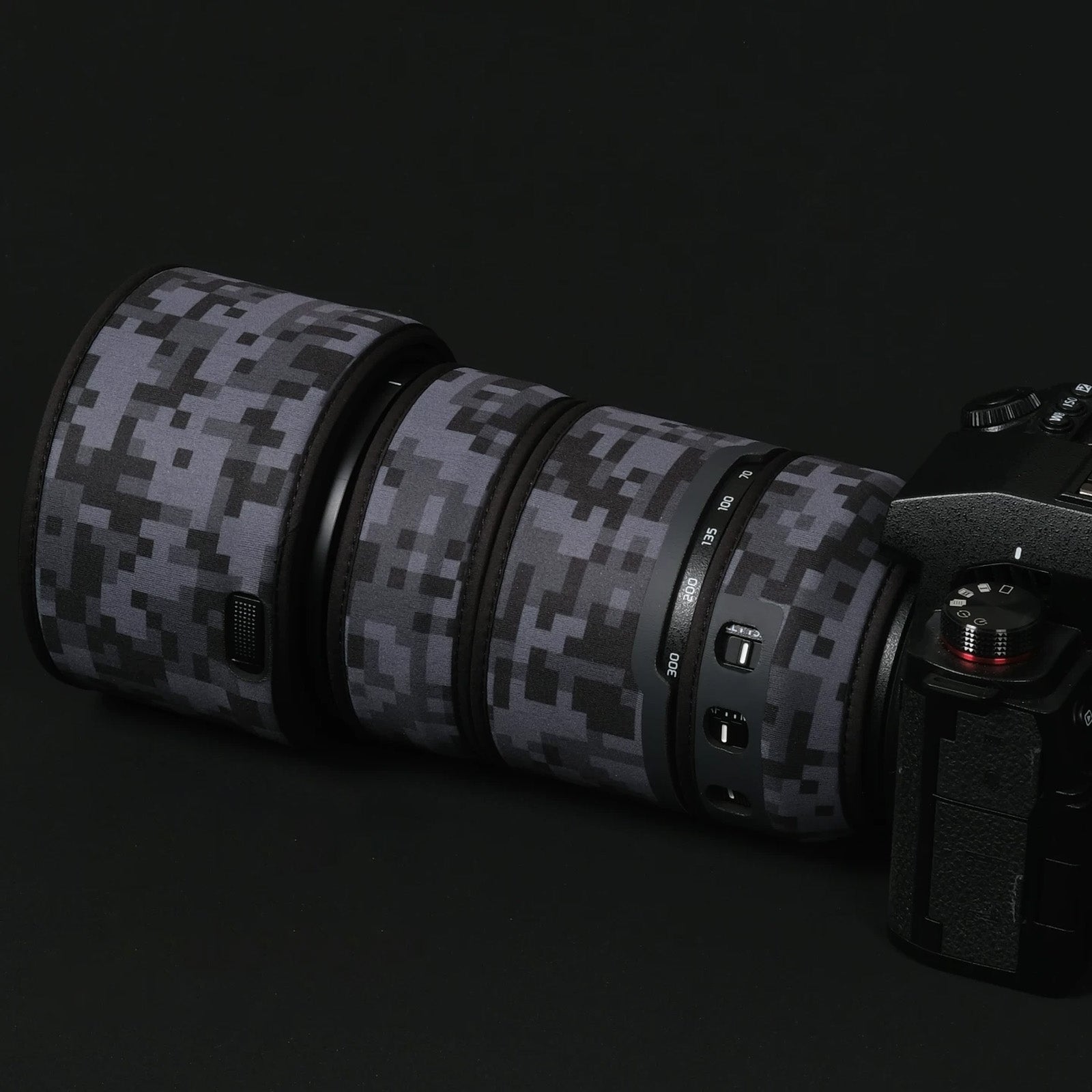 Lens Cover for Panasonic LUMIX S 70-300mm F/4.5-5.6 Camouflage Camera Lens Protection Sleeve Waterproof Rain Cover